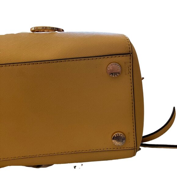 EUC Michael Kors Large Saffiano Leather Satchel - Picture 7 of 13